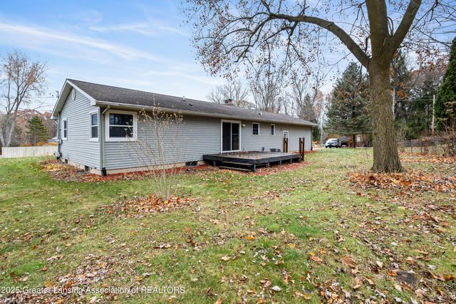 416 Riverview Drive, Dewitt, MI 48820