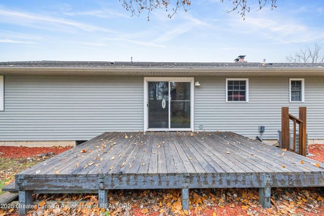 416 Riverview Drive, Dewitt, MI 48820