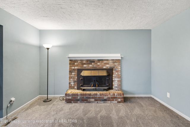 416 Riverview Drive, Dewitt, MI 48820