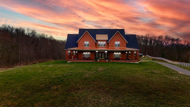 128 Marcum Trail, East Bernstadt, KY 40729
