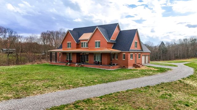128 Marcum Trail, East Bernstadt, KY 40729