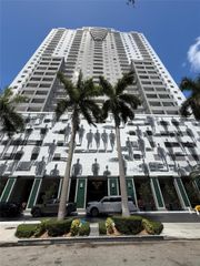 185 SE 14th Ter 1105, Miami, FL 33131