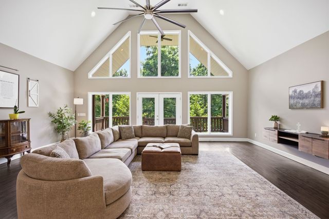 1828 Sugar Ridge Rd, Spring Hill, TN 37174