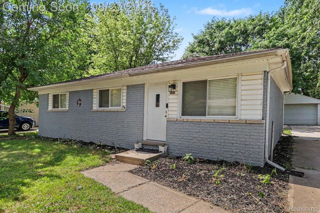 16042 Lauren Street, Taylor, MI 48180