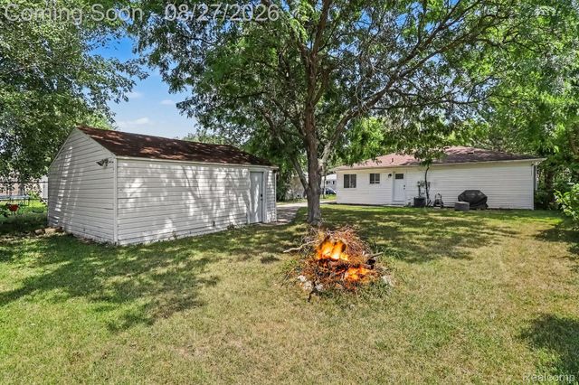 16042 Lauren Street, Taylor, MI 48180