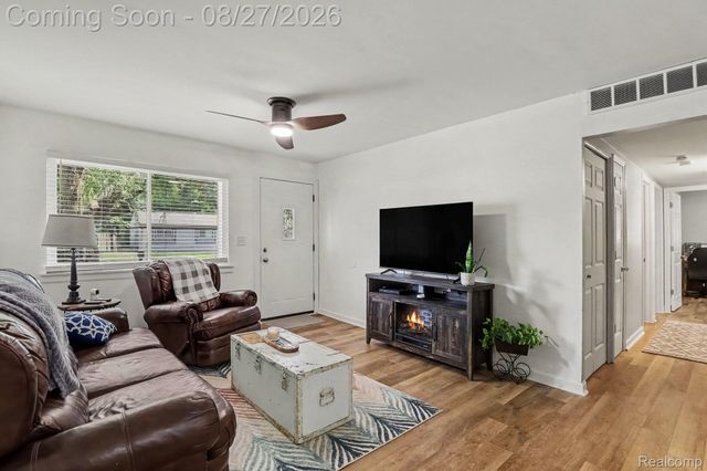 16042 Lauren Street, Taylor, MI 48180