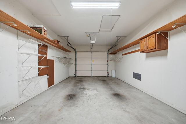 2509 East Lakeview Drive 5, Johnson City, TN 37601