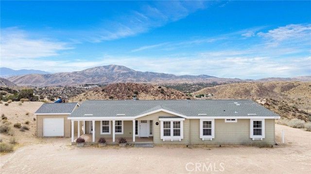 35380 Cheseboro Rd., Palmdale, CA 93552
