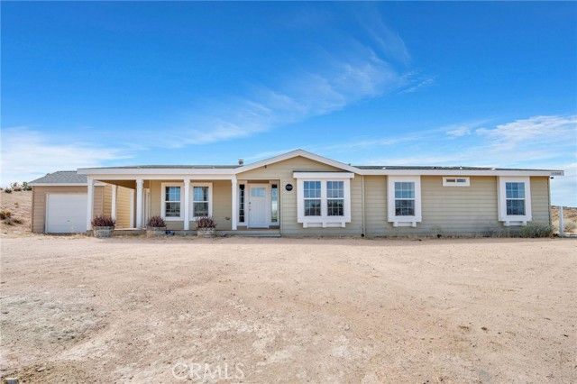 35380 Cheseboro Rd., Palmdale, CA 93552