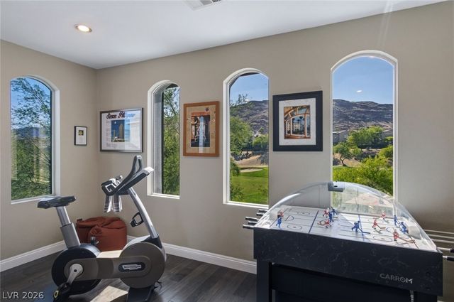 2587 Turtle Head Peak Drive, Las Vegas, NV 89135