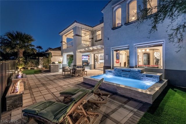 2587 Turtle Head Peak Drive, Las Vegas, NV 89135