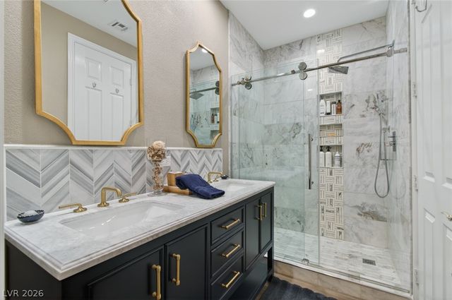2587 Turtle Head Peak Drive, Las Vegas, NV 89135