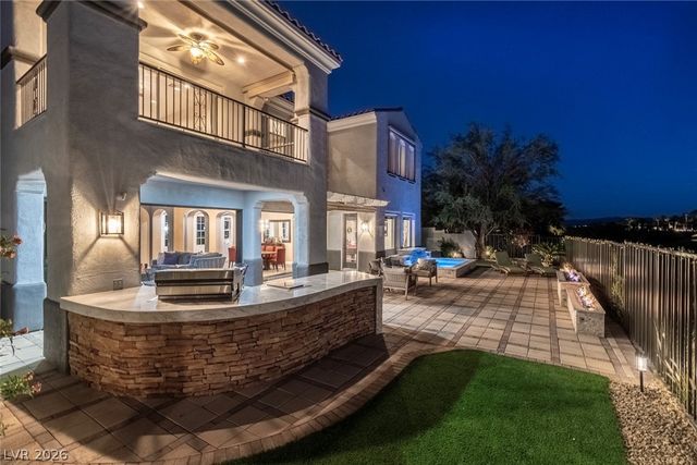 2587 Turtle Head Peak Drive, Las Vegas, NV 89135