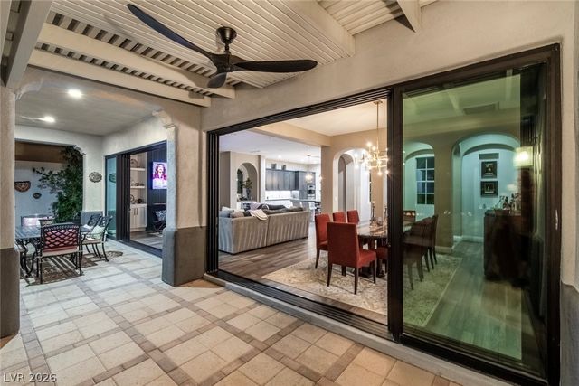 2587 Turtle Head Peak Drive, Las Vegas, NV 89135