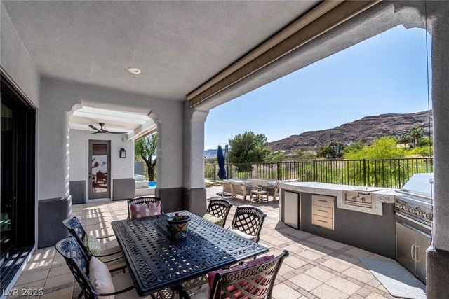 2587 Turtle Head Peak Drive, Las Vegas, NV 89135