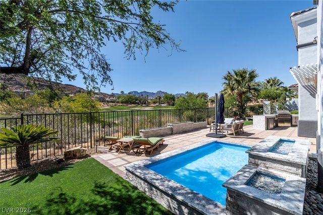 2587 Turtle Head Peak Drive, Las Vegas, NV 89135