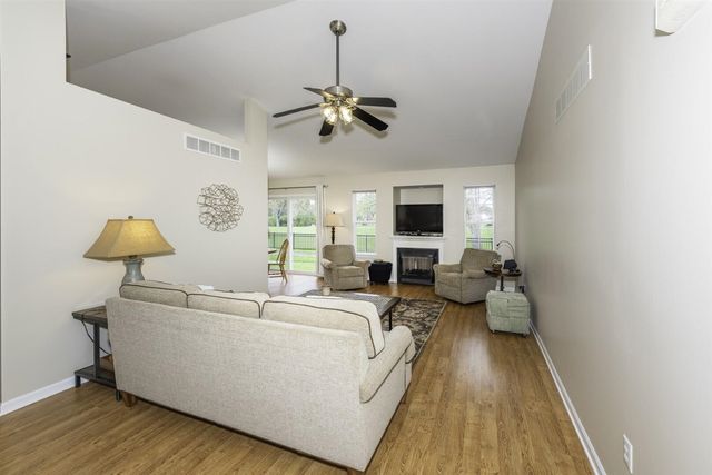 1349 Stewart Drive, Ypsilanti, MI 48198