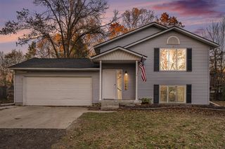 10266 W Wise Road, Greenville, MI 48838