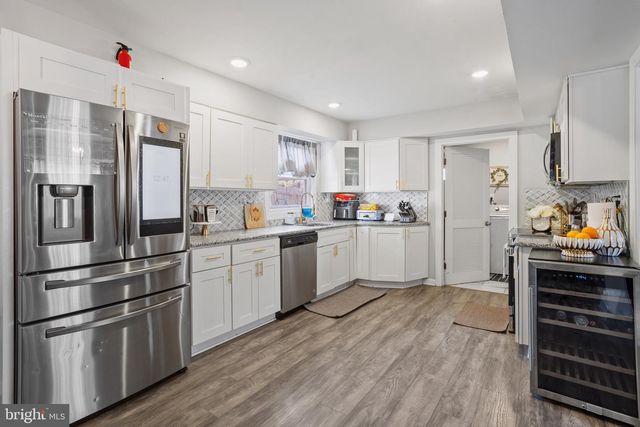 38 MEDFORD LN, Willingboro, NJ 08046