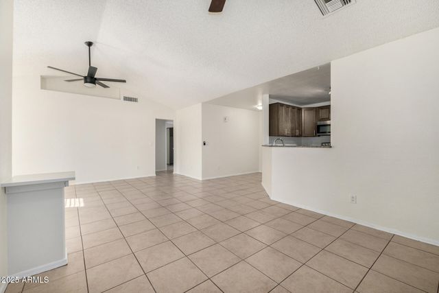 3623 W FAIRVIEW Lane, Chandler, AZ 85226