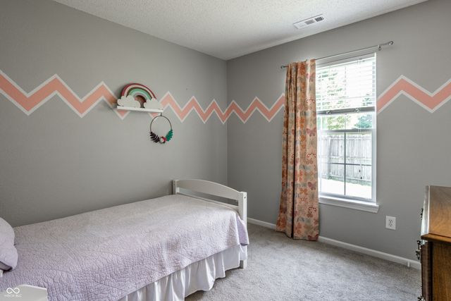 15517 Wandering Way, Noblesville, IN 46060