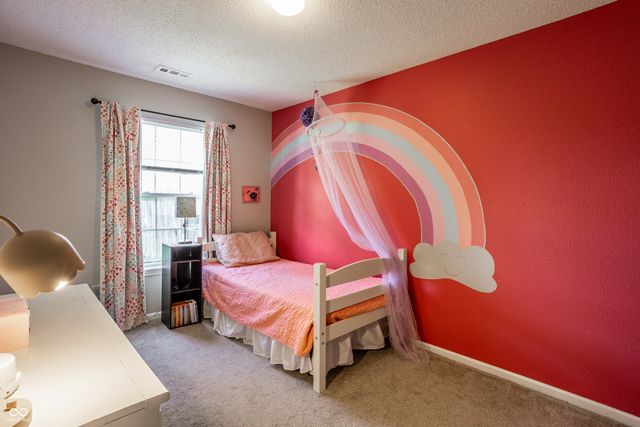 15517 Wandering Way, Noblesville, IN 46060