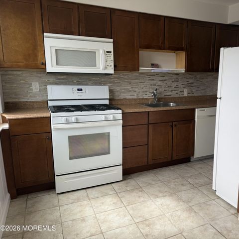 49 Barker Avenue, Shrewsbury Twp, NJ 07724