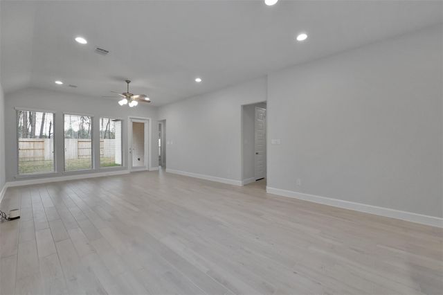 15715 Autumn Sun Court, Conroe, TX 77302