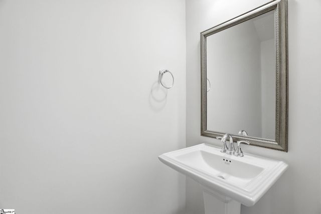 325 Lilac Loop, Greenwood, SC 29646