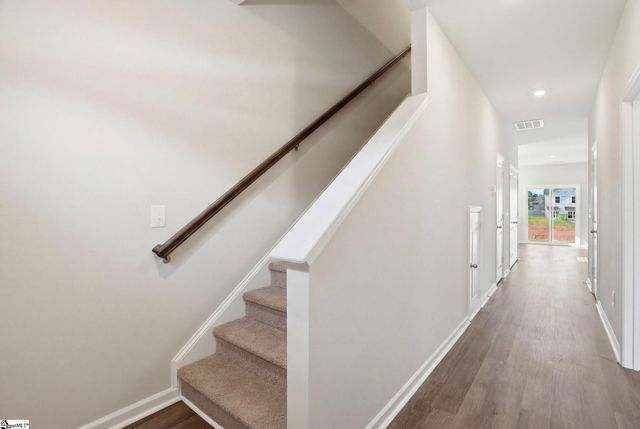 325 Lilac Loop, Greenwood, SC 29646