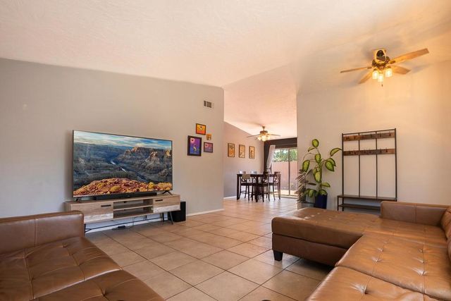 9247 Navajo Trail, Morongo Valley, CA 92256