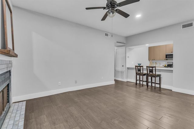 8100 Cambridge Street 125, Houston, TX 77054