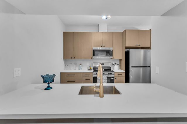 8100 Cambridge Street 125, Houston, TX 77054