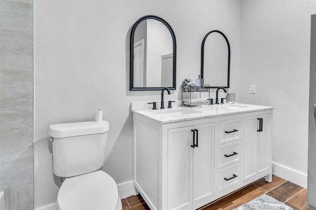8100 Cambridge Street 125, Houston, TX 77054
