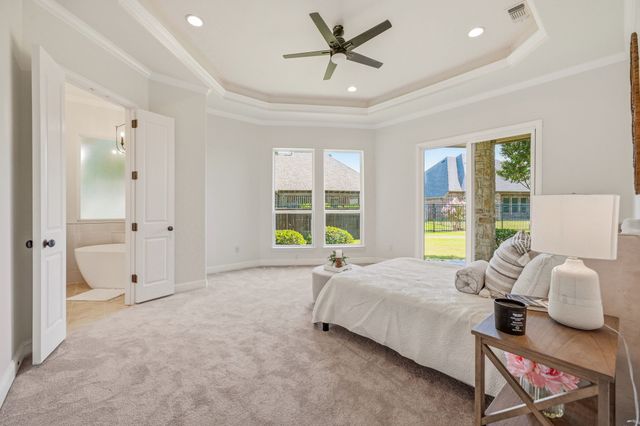 2414 Vineyard Drive, Granbury, TX 76048
