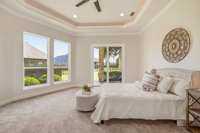 2414 Vineyard Drive, Granbury, TX 76048