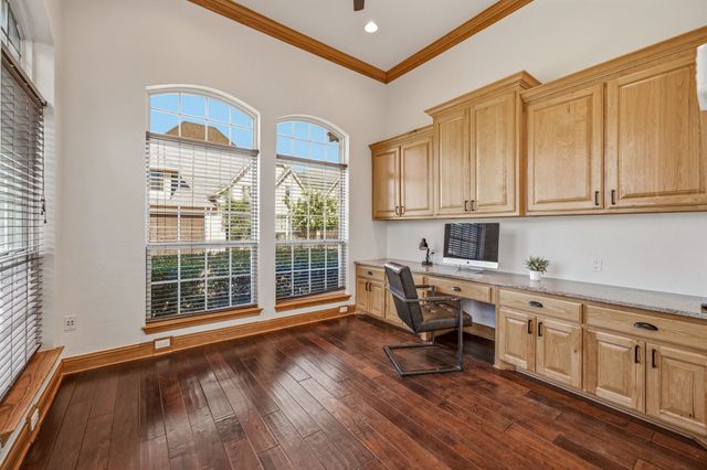 2414 Vineyard Drive, Granbury, TX 76048