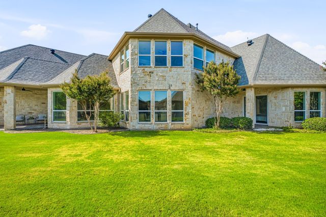 2414 Vineyard Drive, Granbury, TX 76048