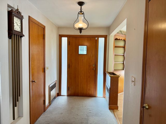 400 Shearer St, Palmer, MA 01069