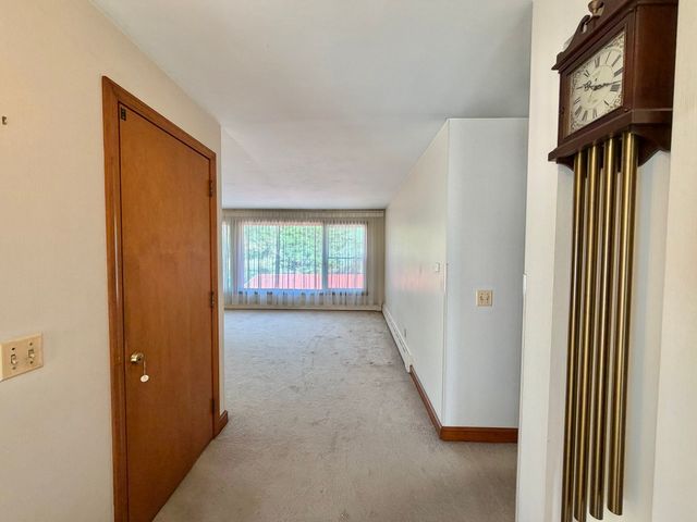 400 Shearer St, Palmer, MA 01069