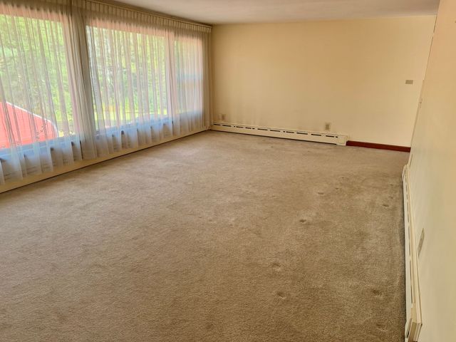 400 Shearer St, Palmer, MA 01069