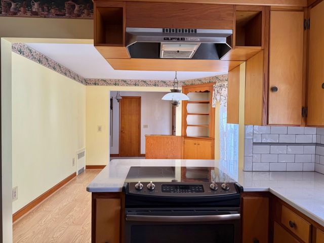 400 Shearer St, Palmer, MA 01069