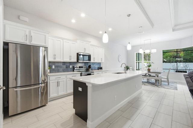 24 SPRING STREET, Palm Coast, FL 32164