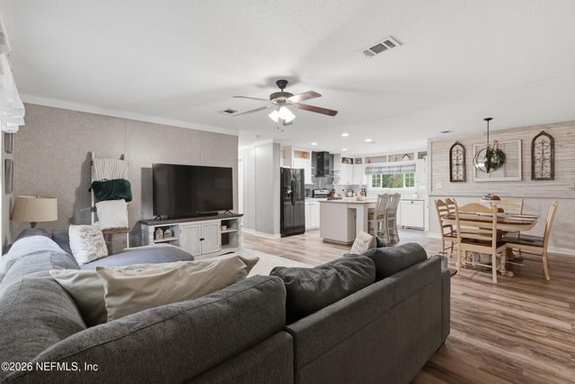 2246 DAISY Street, Middleburg, FL 32068
