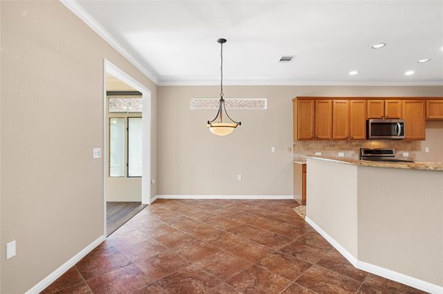 103 Harness LN, Georgetown, TX 78633