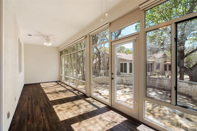 103 Harness LN, Georgetown, TX 78633