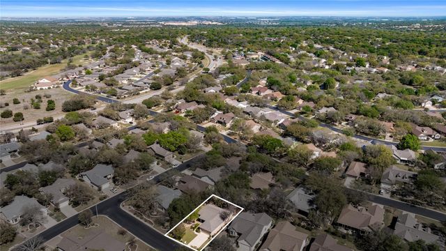 103 Harness LN, Georgetown, TX 78633