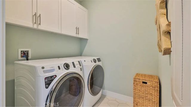 27477 Red Alder Lane, Valencia, CA 91381