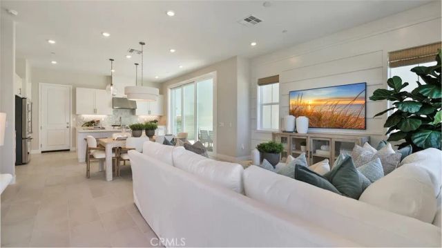 27477 Red Alder Lane, Valencia, CA 91381