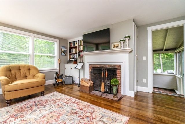 173 S River St, Marshfield, MA 02050